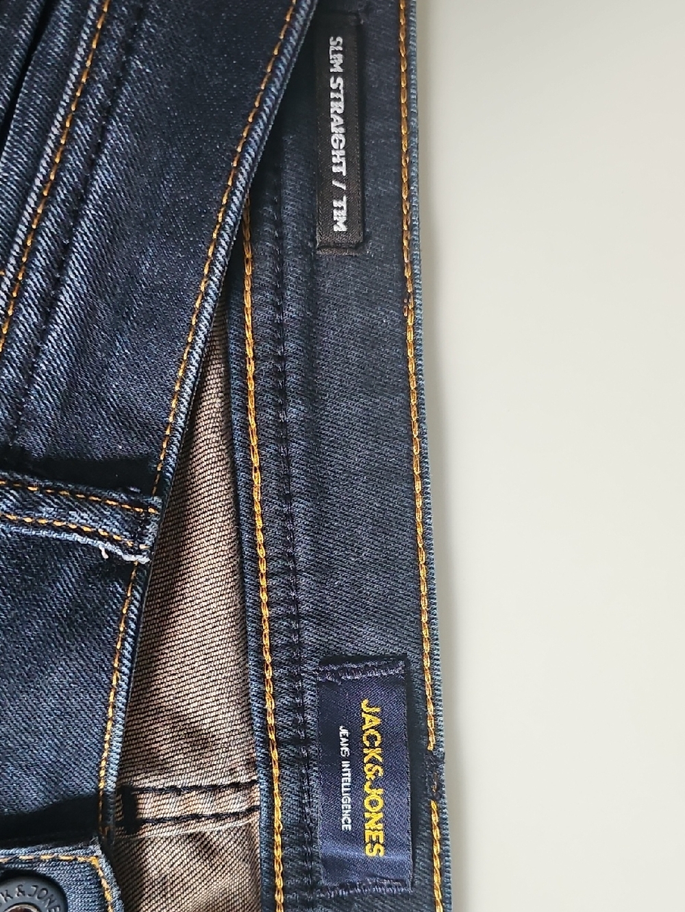 Jack & Jones Slim Straight Jeans in Dark Blue with Contrast Stitching